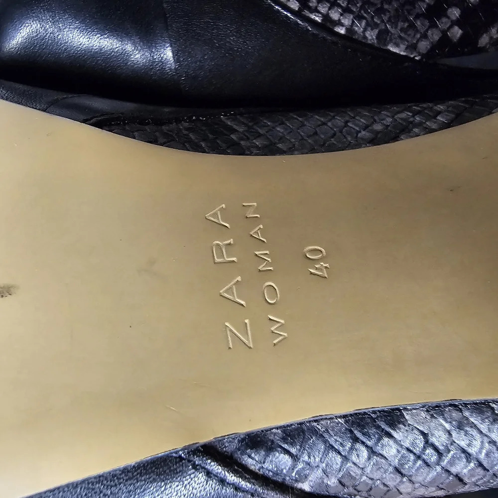 Zara Black Snakeskin Print Pointed Toe Heels - Picture 13 of 13
